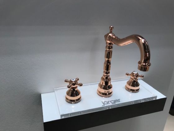 Jörger Смесителеь Delphi в новой трендовой отделке "розовое золото" 