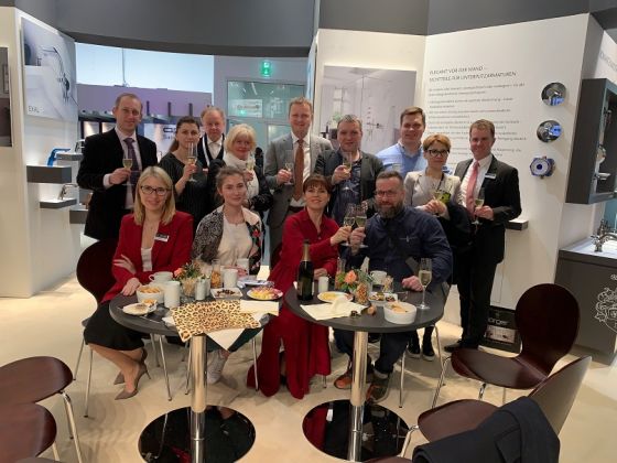 Jörger Мы и наши партнёры LV Studio из Санкт-Петербурга 