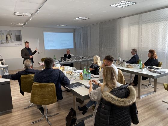 Jörger Business meeting with Patrick Wastl (WASTL), Angelika Muilkens       + Jan Senge + Kerstin Hedemann (commercial representation Muilkens), Andreas Honert (Richard Wellmann commercial representation), Anke Vogel, Hartmut Barthel