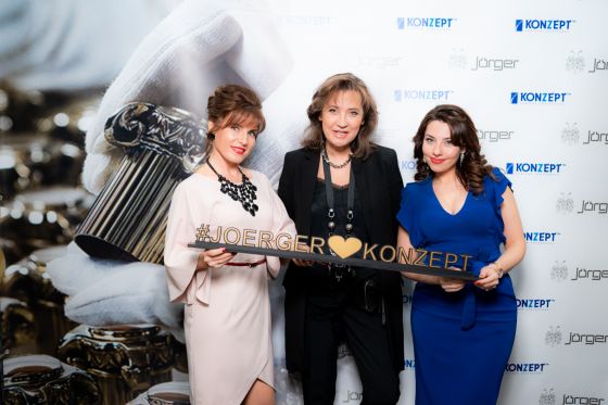 Anna Mitsykh und Marianna Frolova (Konzept ) mit der charmanten Tatiana Mironova Denisenko