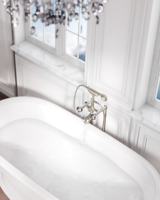 Jörger Design, Bad-Ästhetik, Florale Crystal, Silbernickel, Kristall, Dekor, Glas, klar, Luxus, Jugendstil, Badewannen, Armatur, frei stehend, Schlauch, Handbrause, Retro-Badewanne, weiß, klassisch, elegant, zeitlos, edel, erlesen, luxuriös, Wand, Vertäfe