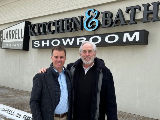 Oliver Jörger, Geschäftsreise, USA, Dallas, Texas, USA, Bill Powell, Jarrell Company, Meeting, Ausstellungsraum, Bad- und Sanitärbedarf