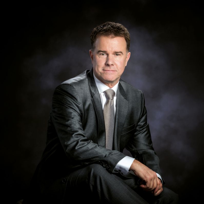 Joerger Portraitfoto Oliver Joerger Chefdesigner Geschaeftsfuehrer