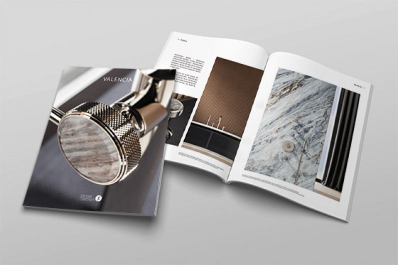 Titelbild Joerger Valencia Broschuere Palissandro Blue 2023 Cover Doppel Innenseite Mock up Ru En